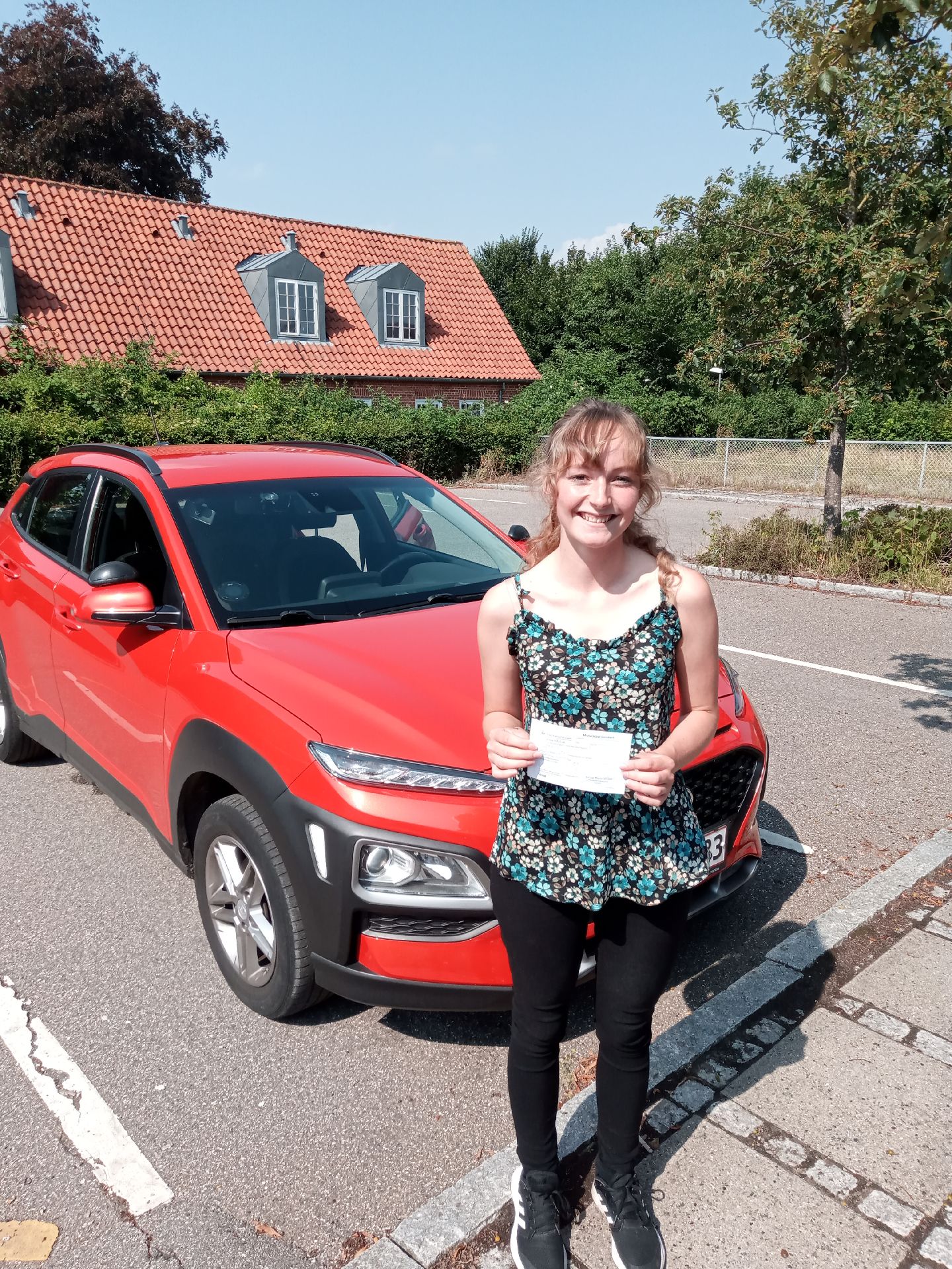 præstøtrafikskole ønsker Emelie rye Hansen tillykke med kørekort